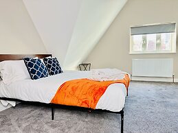 25A Moonstone House in Thetford