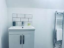 25B Moonstone House in Thetford