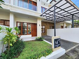 Villa Elemi Seminyak  by Nagisa Bali