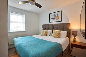 Host Stay Snowdrop Crescent I