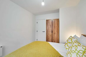 Host Stay Lockside House