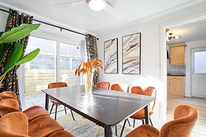 Host Stay Snowdrop Crescent II