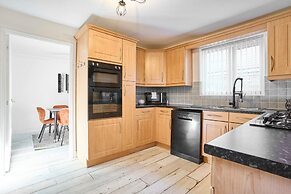 Host Stay Snowdrop Crescent II