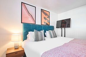 Host Stay Snowdrop Crescent II