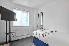 Host Stay Snowdrop Crescent II