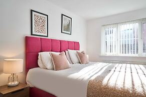 Host Stay Snowdrop Crescent II