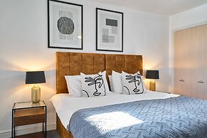 Host Stay Snowdrop Crescent II