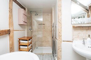 Antelope Cottage - Rural Pet Friendly Cottage