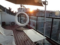 Shi San Du Fu Qing Nian Lv She