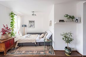 Charming Prague Apartment in Vršovice With Roof Terrace