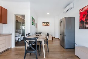 Seaview Haven - Trendafili