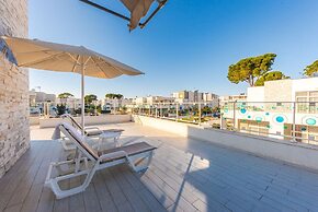 Seaview Haven - Trendafili