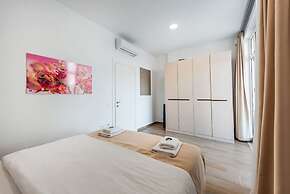 Seaview Haven - Trendafili