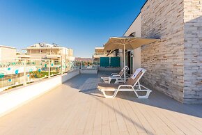 Seaview Haven - Trendafili