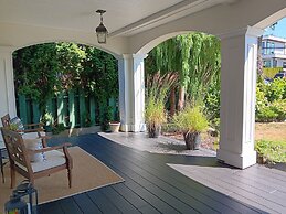 Sand and Salt Bed & Breakfast