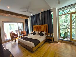 Luxury Inn by Stotrak Hotels