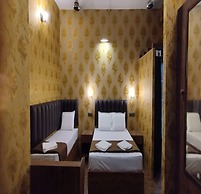 Apex Victor Guest House