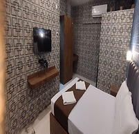 Apex Victor Guest House