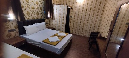 Apex Victor Guest House