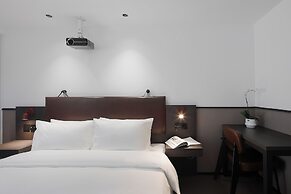 Mcsrh Hotel-Guiyang Xiaoshizi