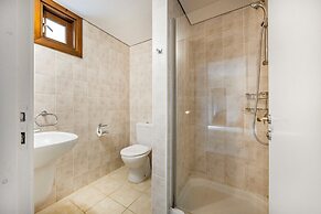 Zc02 Aphrodite Hills- Communal Pool, Garden