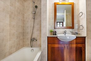 Zc02 Aphrodite Hills- Communal Pool, Garden