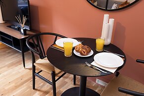 JOIVY Modern 1-bed flat in New Town