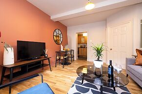 JOIVY Modern 1-bed flat in New Town