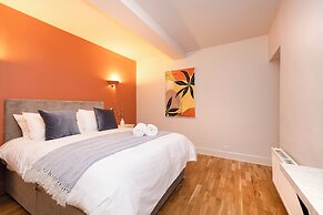 JOIVY Modern 1-bed flat in New Town