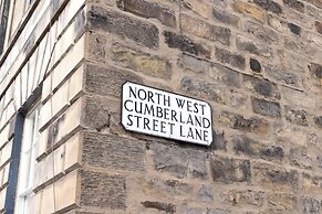 JOIVY Modern 1-bed flat in New Town