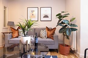 JOIVY Modern 1-bed flat in New Town