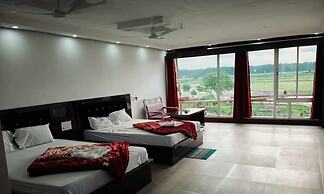 Amantran Hotel & Resort