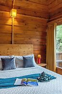 Alaya Stays Suro Woodbine Chalet Cottage