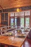 Alaya Stays Suro Woodbine Chalet Cottage