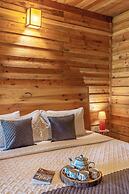 Alaya Stays Suro Woodbine Chalet Cottage