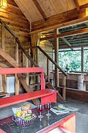 Alaya Stays Suro Woodbine Chalet Cottage