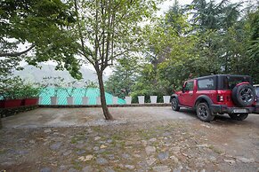 Alaya Stays Suro Woodbine Chalet Cottage