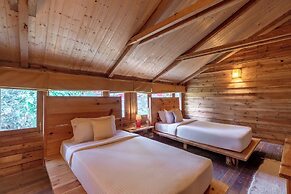 Alaya Stays Suro Woodbine Chalet Cottage