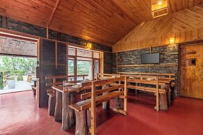 Alaya Stays Suro Woodbine Chalet Cottage