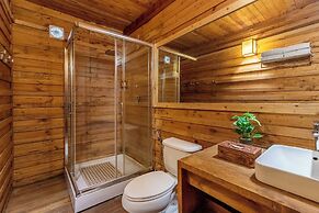 Alaya Stays Suro Woodbine Chalet Cottage