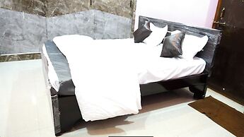 Hiraa inn Studio Apartments