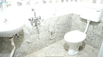 Hiraa inn Studio Apartments