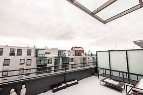 2ndhomes Stunning Penthouse with Sauna