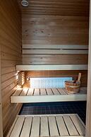 2ndhomes Stunning Penthouse with Sauna