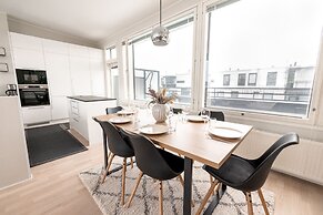 2ndhomes Stunning Penthouse with Sauna