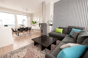 2ndhomes Stunning Penthouse with Sauna