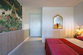 Luxury Singular Apartments Orange