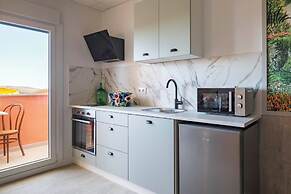 Luxury Singular Apartments Orange