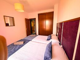 Luxury Singular Apartments Green