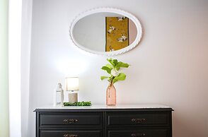 Luxury Singular Apartments Green